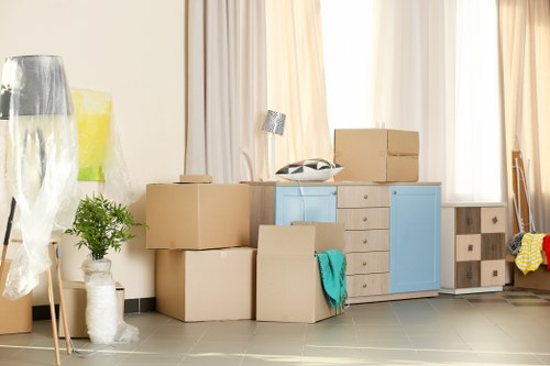 Long-term and short-term storage in Stjohnswood for extra space