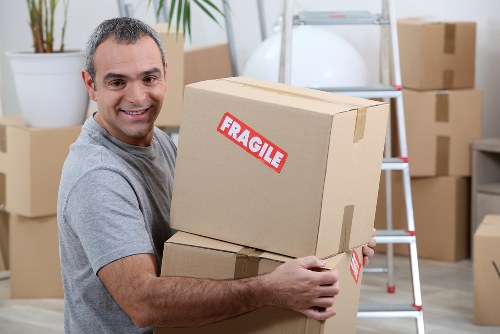 Removal truck hire service in Stjohnswood for local home moving