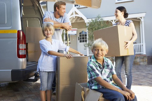 Fragile item protection during packing and unpacking services in Stjohnswood