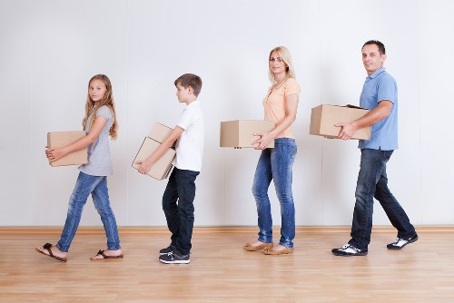 Technology and equipment relocation for commercial moves in Stjohnswood